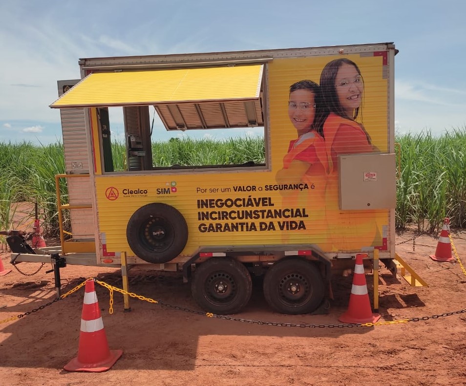 Filhos de colaboradores ilustram campanha de Segurança que está renovando o visual das áreas de vivência da Clealco